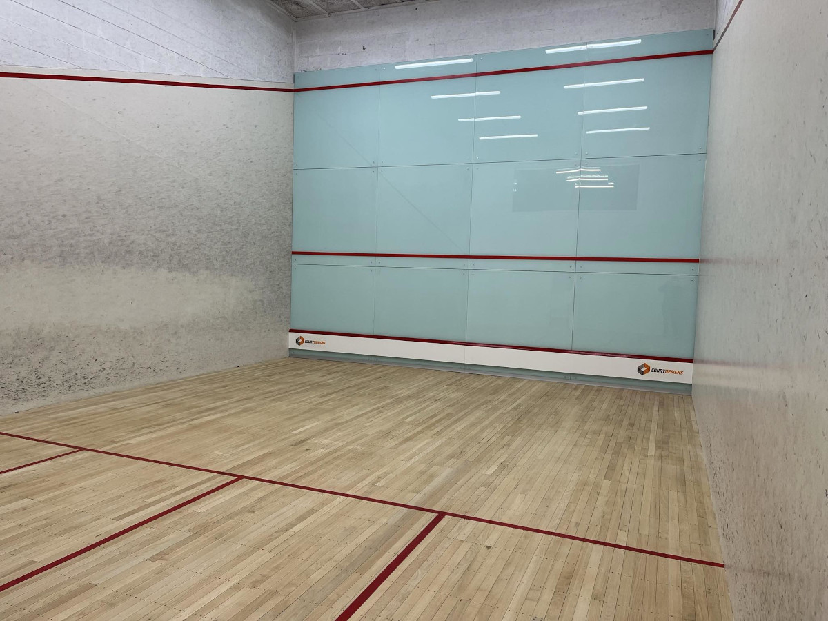 4x glass front squash courts